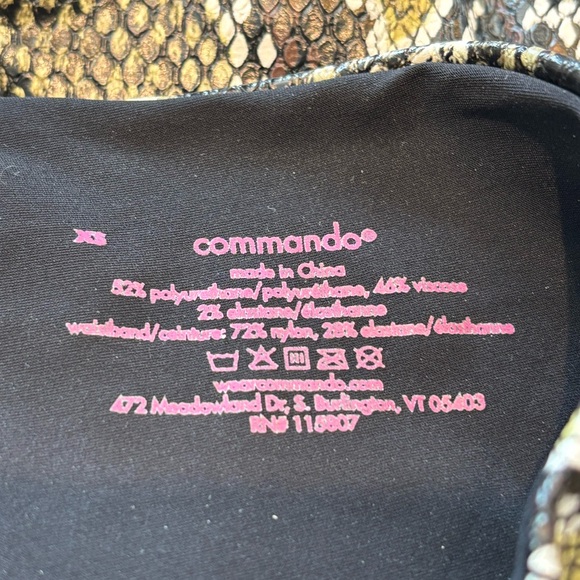 Commando NWT snake print compression leggings - Picture 3 of 9